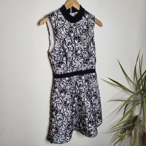 Self-Portrait Sleeveless Mock Neck Lace Overlay Dress - Picture 4 of 10